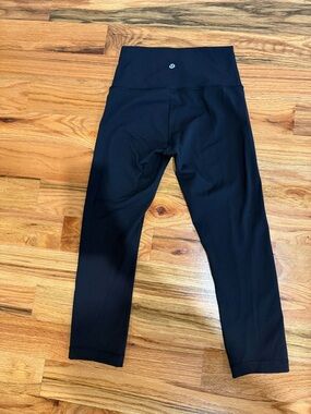 Lululemon Black High-Waist Wunder Under Leggings 25”